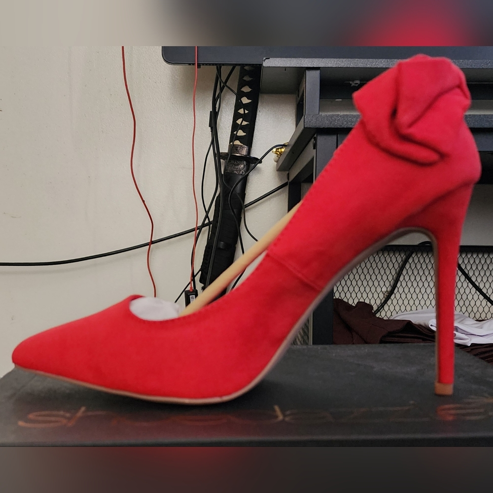 Shoedazzle heels